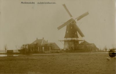 15290 Gezicht op de stellingmolen De Kraai met woonhuis (Westbroekse Molenweg 24) te Achttienhoven.N.B. De gemeente ...